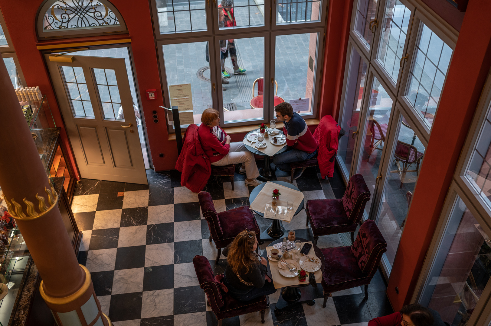 2021 Café-Gäste in der Goldenen Waage in Frankfurt