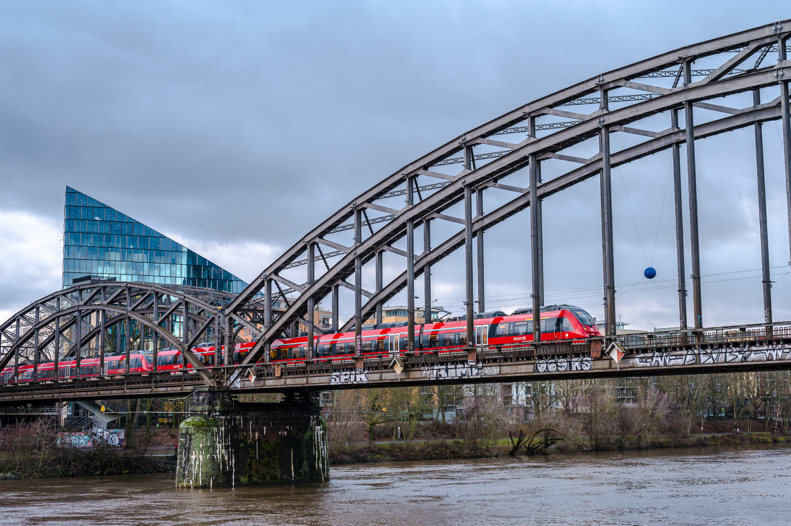 2021 Deutschherrnbrücke in Frankfurt 