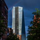 2021 Verblassender Regenbogen über der EZB
