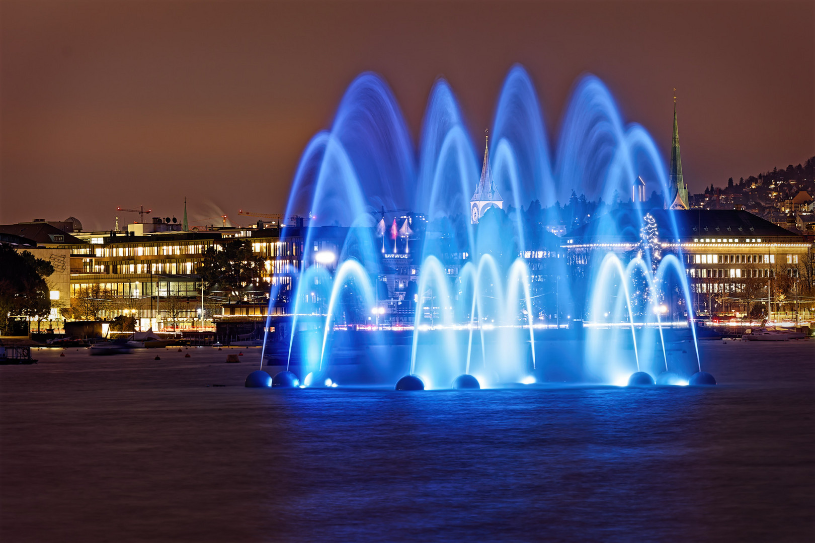 20210104_Zuerich_Springbrunnen