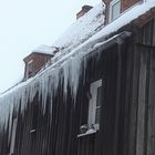 20210118 Eiszapfenrekorde am Nachbarhaus