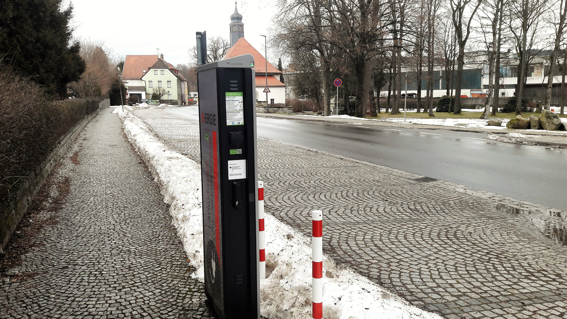 20210122 Elektrotankstelle in Gefrees