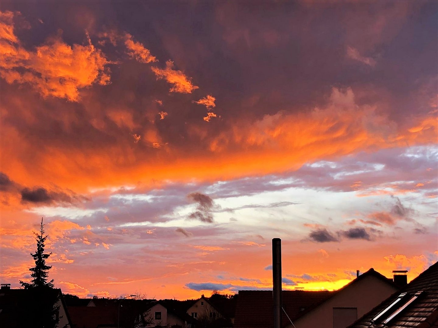 20210311 Gewitterwolken über Dinkelsbühl