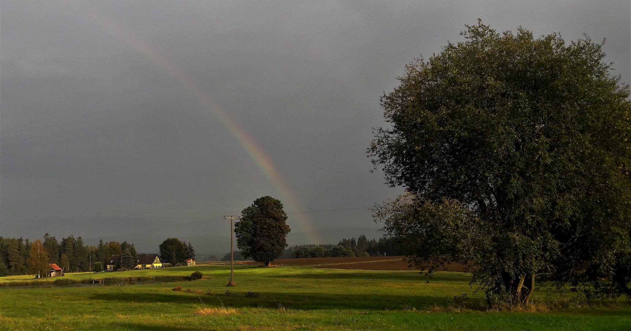 20210927 Regenbogen bei Sonnenschein