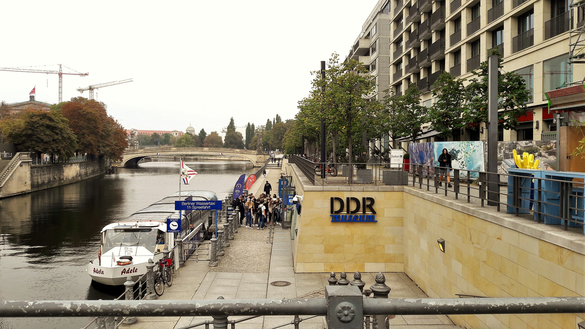 20211008 Berlin Mitte : Museum DDR direkt an der Spree