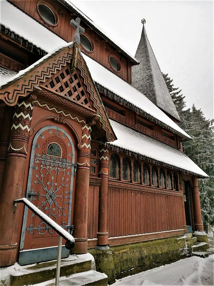 20220201 Eingang Stabkirche in Hahnenklee