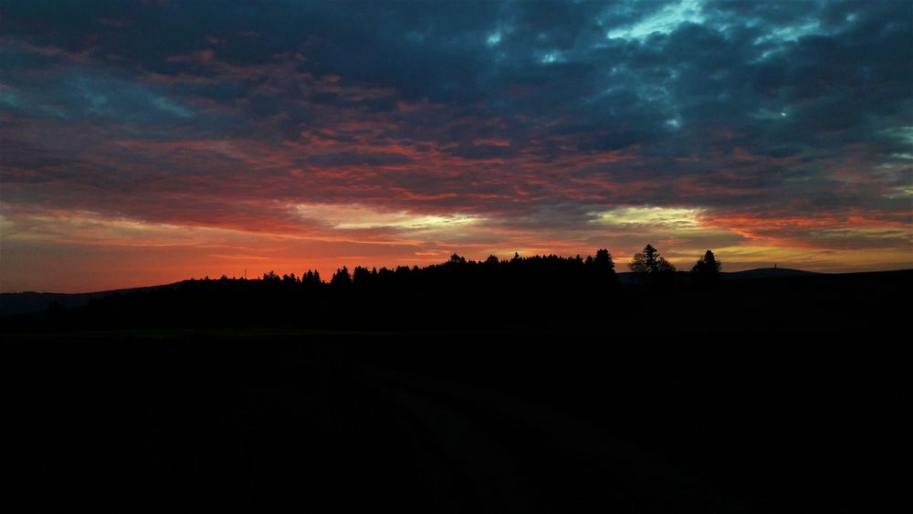 20221101 Sonnenaufgang -Wetter ändert sich