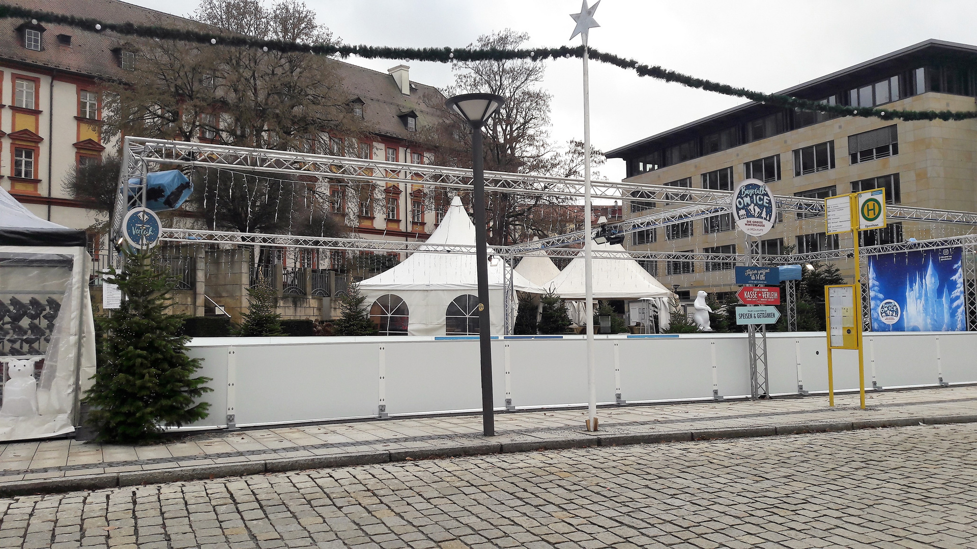 20221227 BAYREUTH ON ICE am Luitpoldplatz