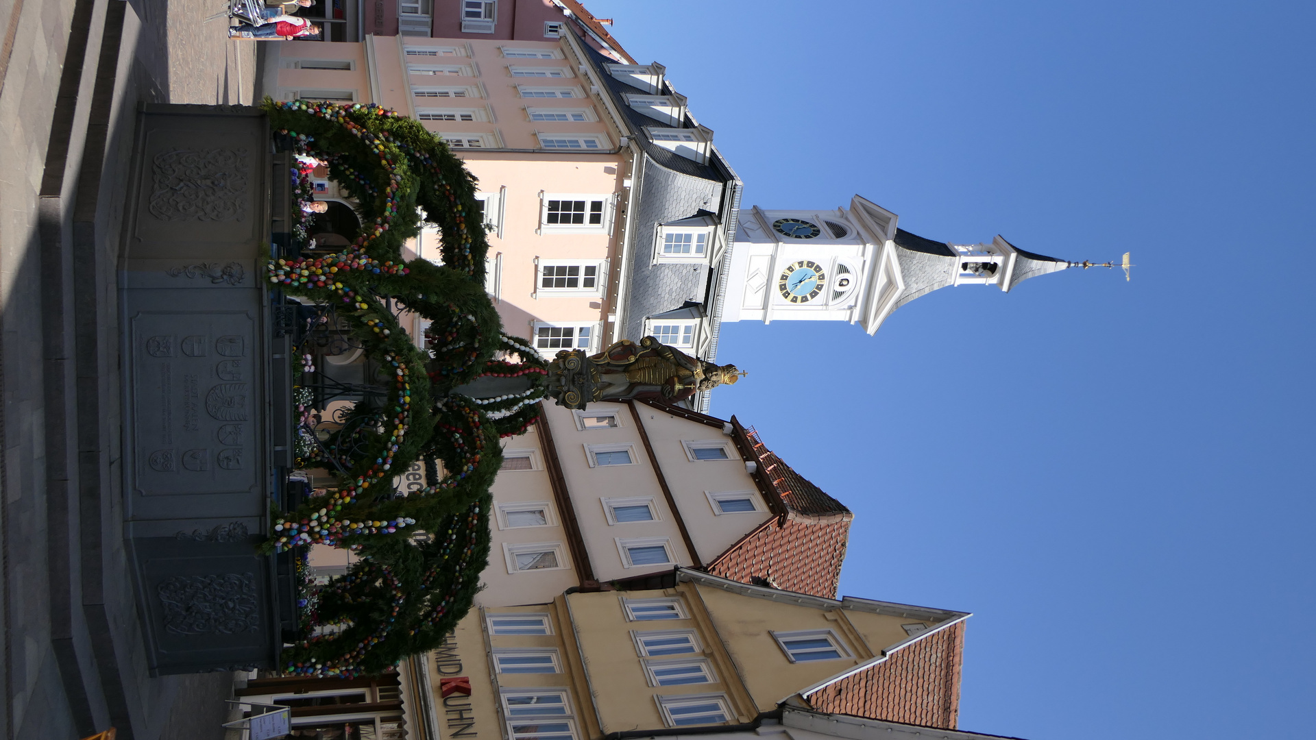 2023-04-06; Osterbrunnen in Aalen