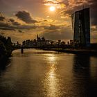 2023 Sonnenuntergang bei der EZB in Frankfurt