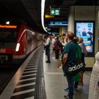 2023 Warten auf die S-Bahn