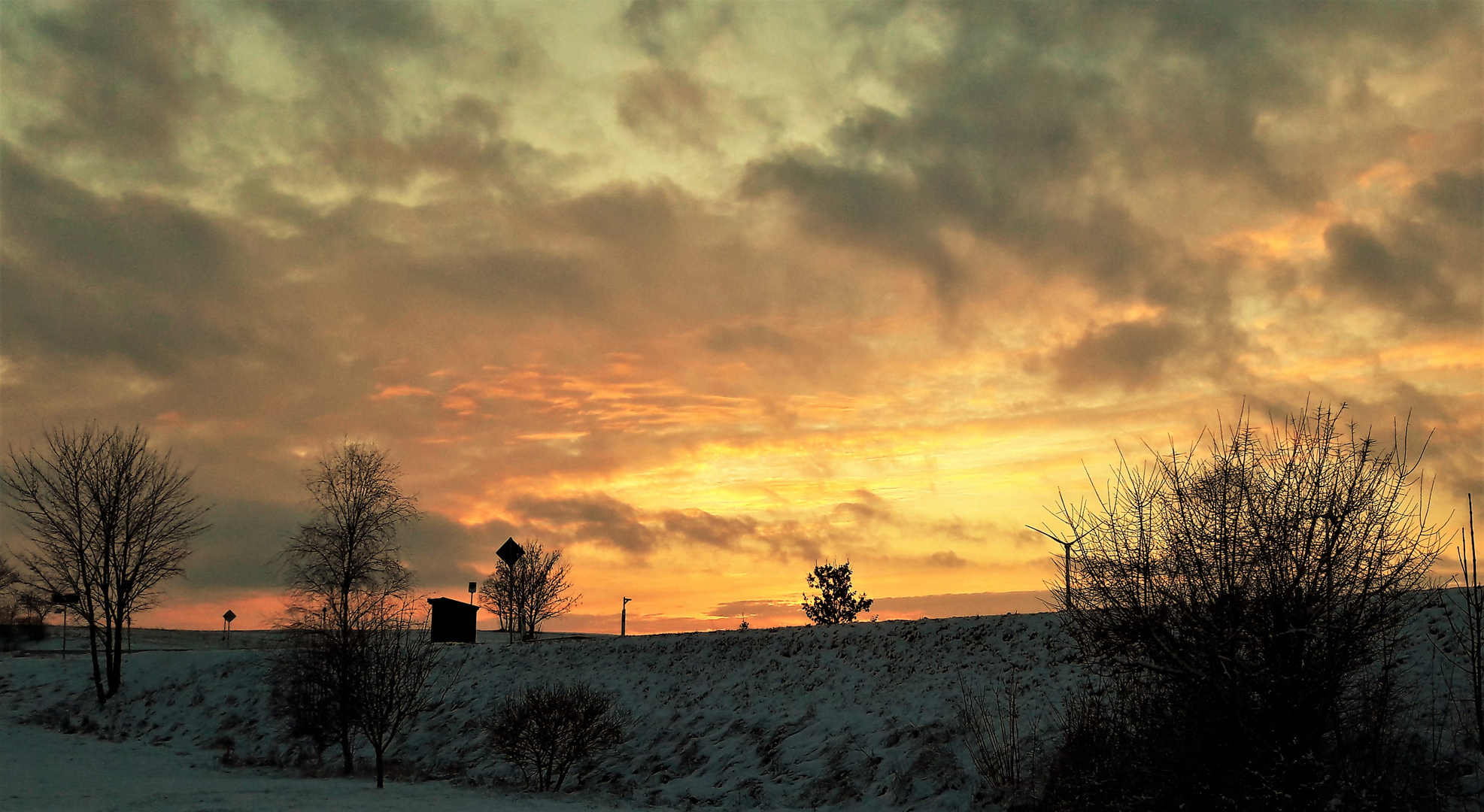 20230120 Sonnenuntergang bei klirrender Kälte