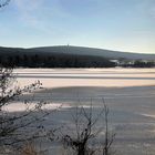 20230209  Blick Richtung Schneeberg  ( Radarstation)  mit Schnee auf dem Weissenstädter See