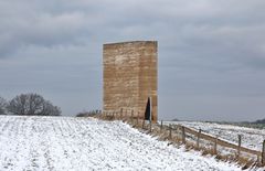 20642 Schnee an der Bruder-Klaus-Kapelle