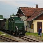 2091.02 mit einem Personenzug im Bahnhof Aalfang