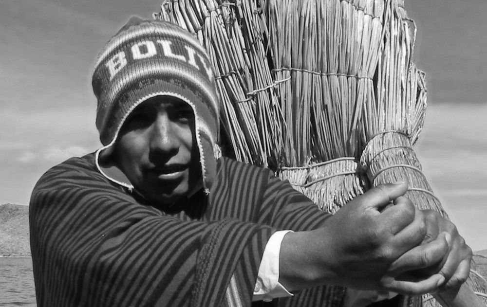 CANOERO DEL LAGO TITICACA,BOLIVIA de Violeta Millan