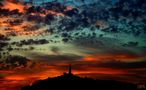 ATARDECER EN BARCELONA DESDE MI BALCON de LLUIS Mª. MONNE MUNOA