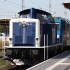 211 074 mit 285 104 in Stendal Hbf