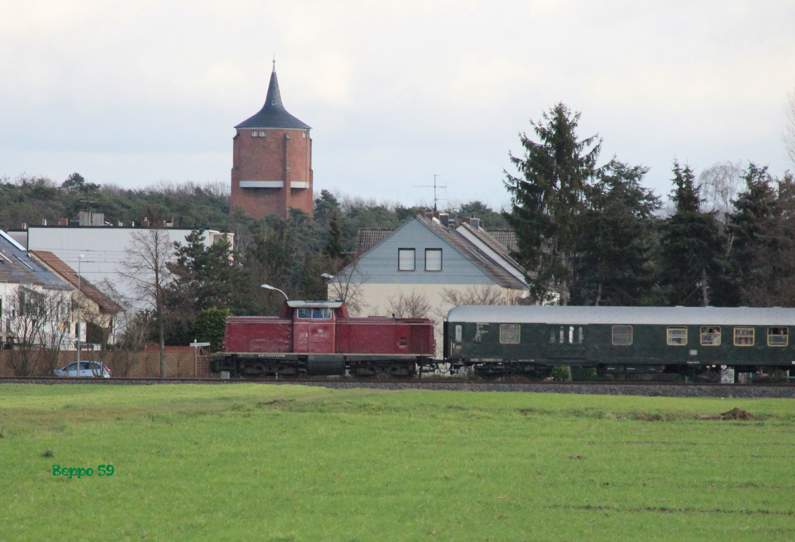 212 133-3 bei Rodgau-Jügesheim (fast wie in alten Zeiten)