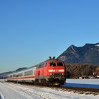 218 425-7 mit IC 2085 am 25.01.22 in Altstädten