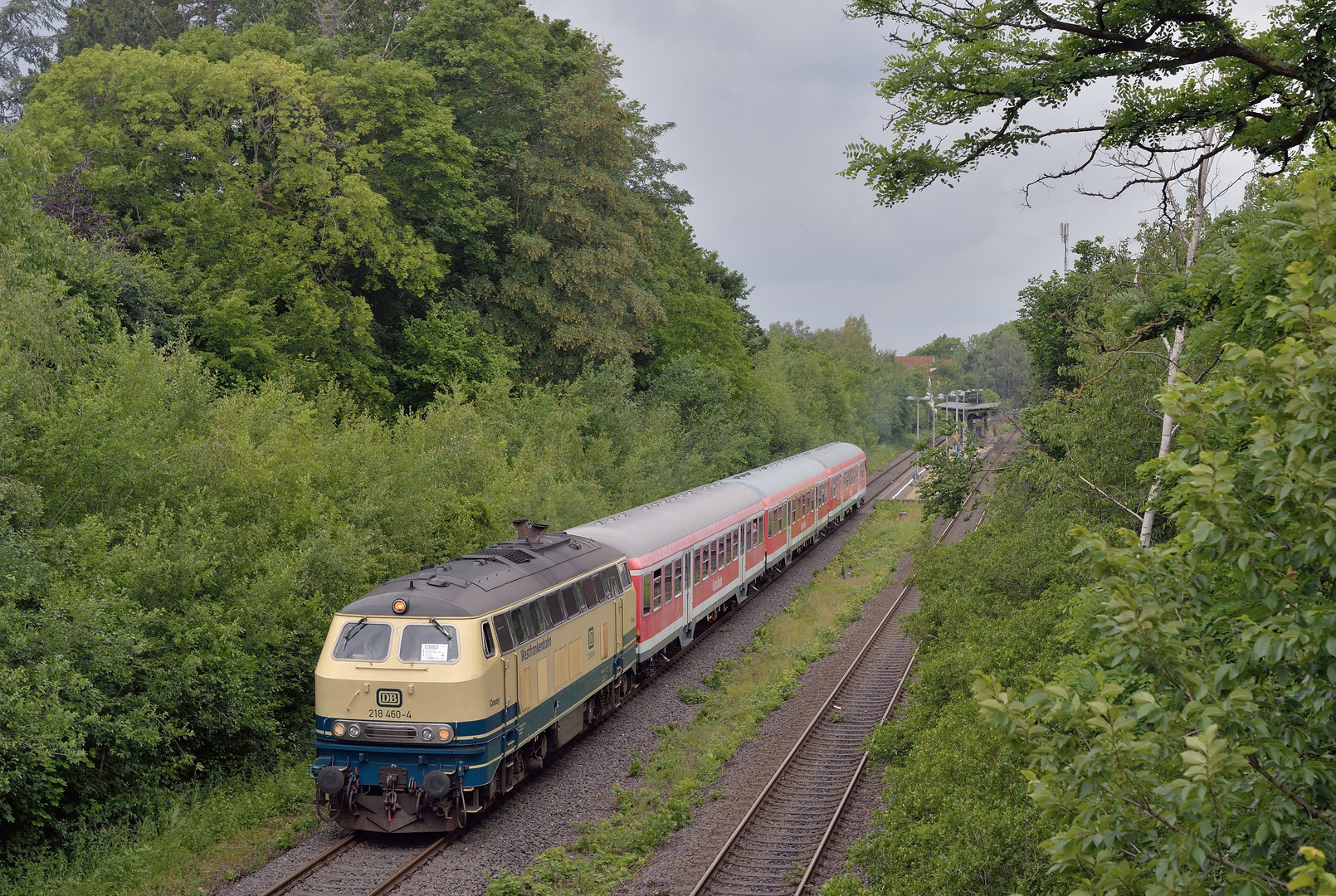 218 460-4 --Westfrankenbahn Conny-- am 06.06.20 in Dortmund Aplerbeck-Süd