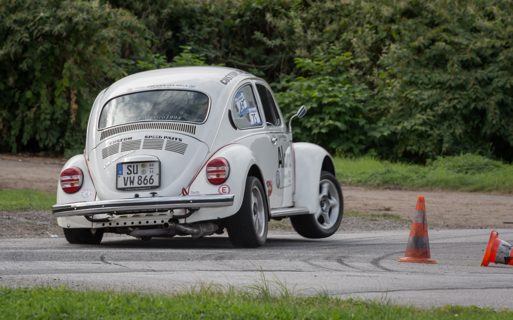 22. und 23. ADAC Hafen-Slalom Neuss-V01