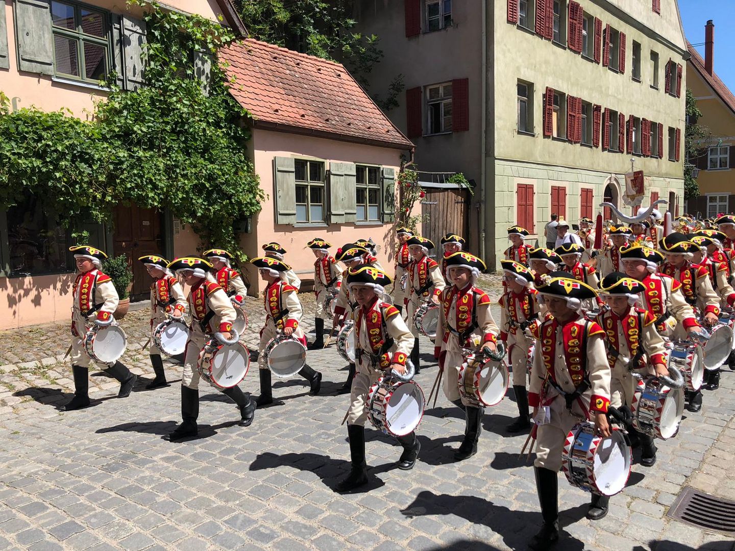 220717  Dinkelsbühl : Endlich wieder  Kinderzeche Knabenkapelle 