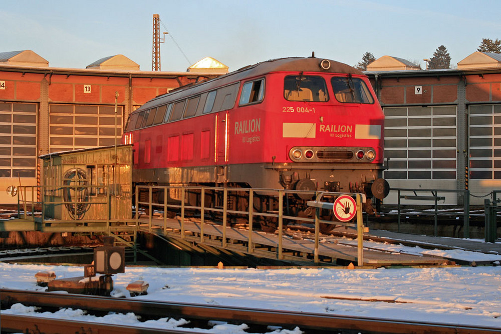 225 004 Ulm Hbf Bw Drehscheibe 12.01.09