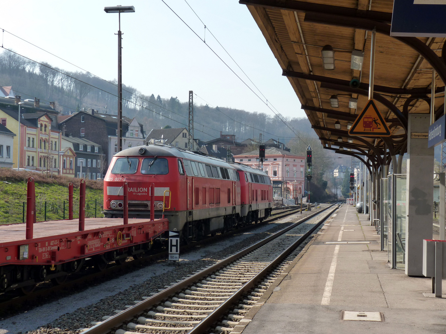 225 DT mit Leerzug in Hohenlimburg (2)