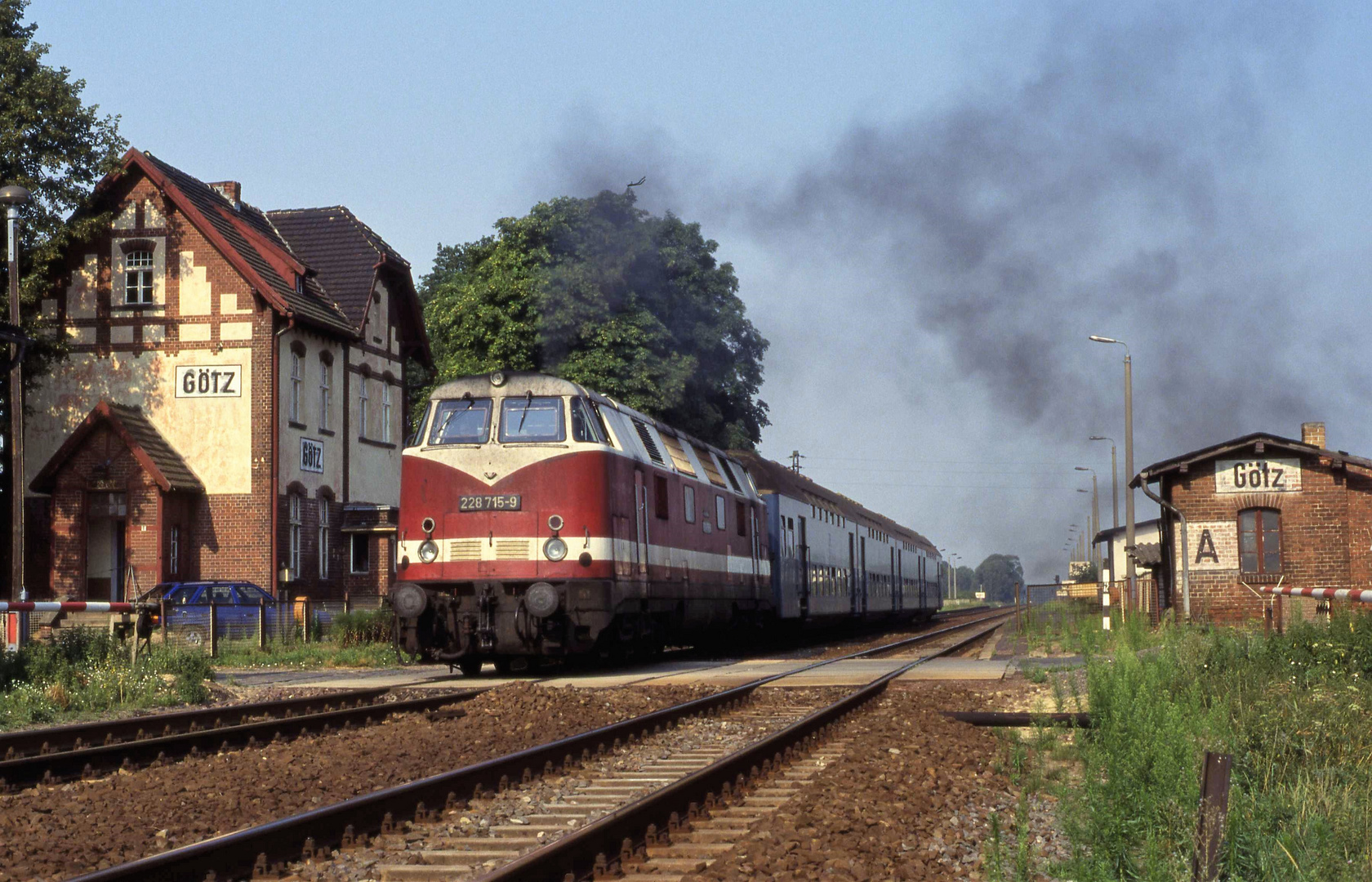 228 715 in Götz