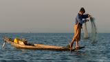 Il pescatore sul Lago Inle by Marina Tomasi 