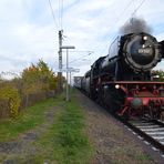 23 042 Dampflokomotive bei Worms-Brücke