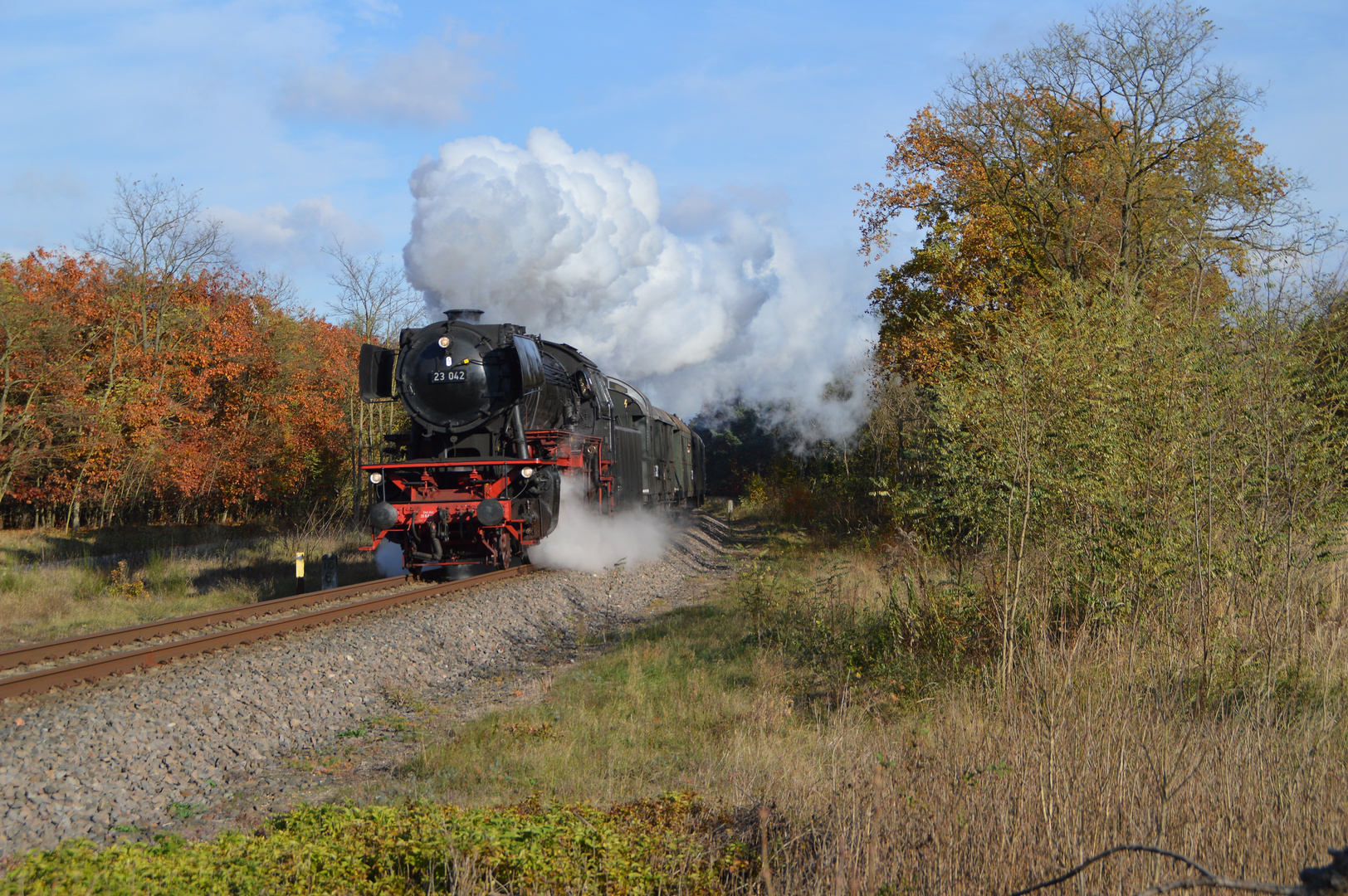 23 042 Dampflokomotive