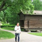  23. 06.2005   Blockhaus vor dem Schloss Turku