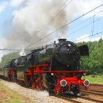 23 076+071 mit Sonderzug im Nachbarland