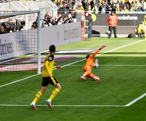 23. Min. Couto zum 1 : 1