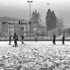 2.3.18 Eis-Fussball