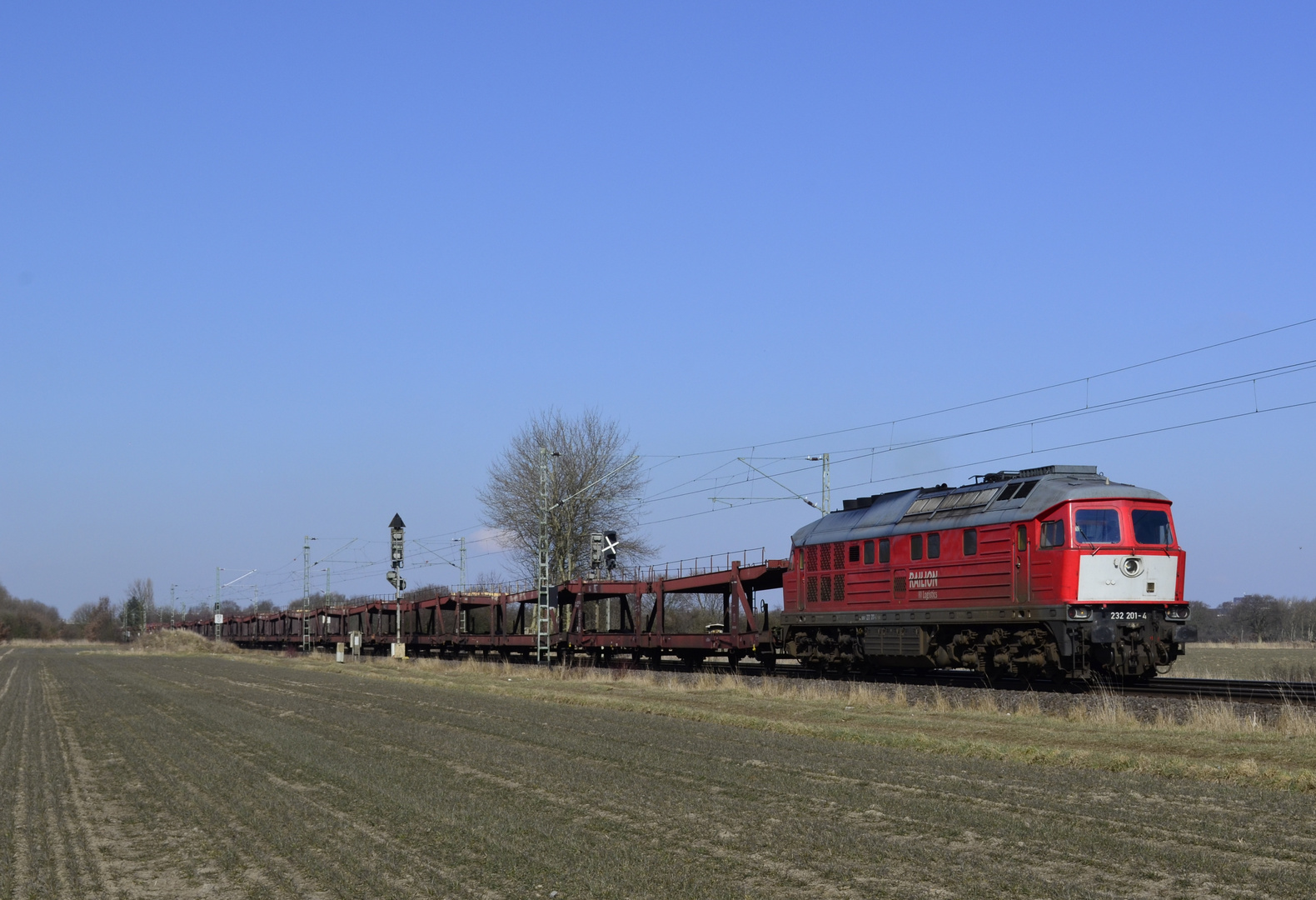 232 201-4 "Ludmilla" auf großer Fahrt