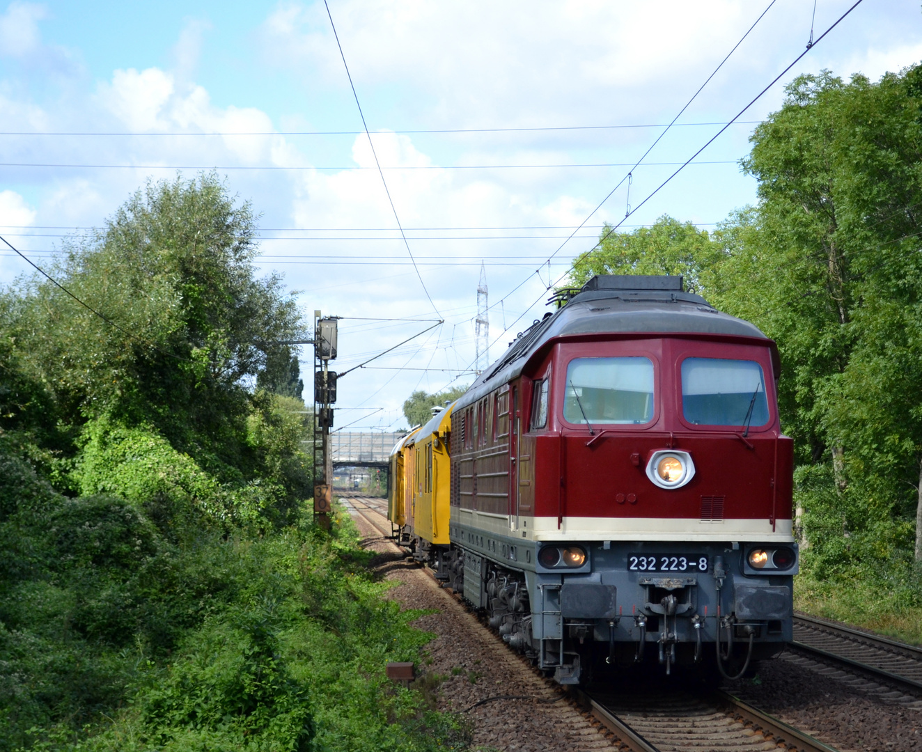 232 223-8 mit Bauwagen auf der GuB Hannover