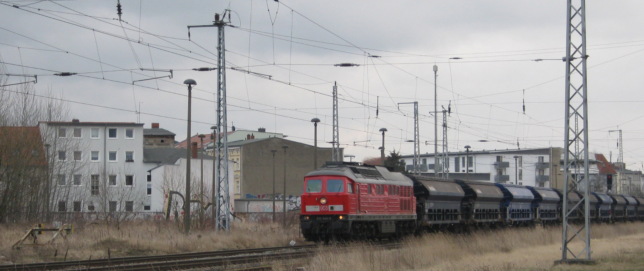 233 040-5 durchquert Greifswald