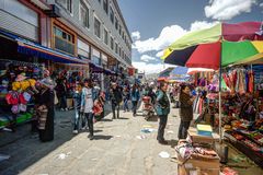 237 - Shigatse (Tibet) - Market