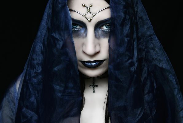 #237 World in my eyes