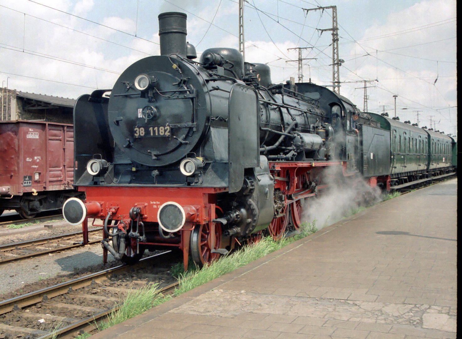 23.Juni 1990 Personenzug in Wittenberg