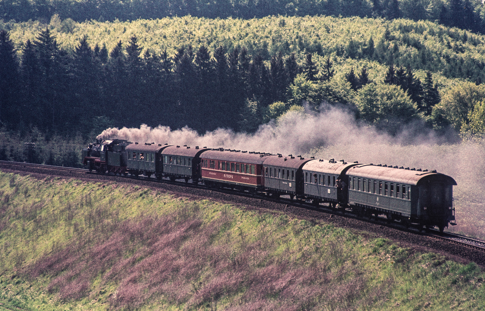  24 009 auf der Odenwaldbahn