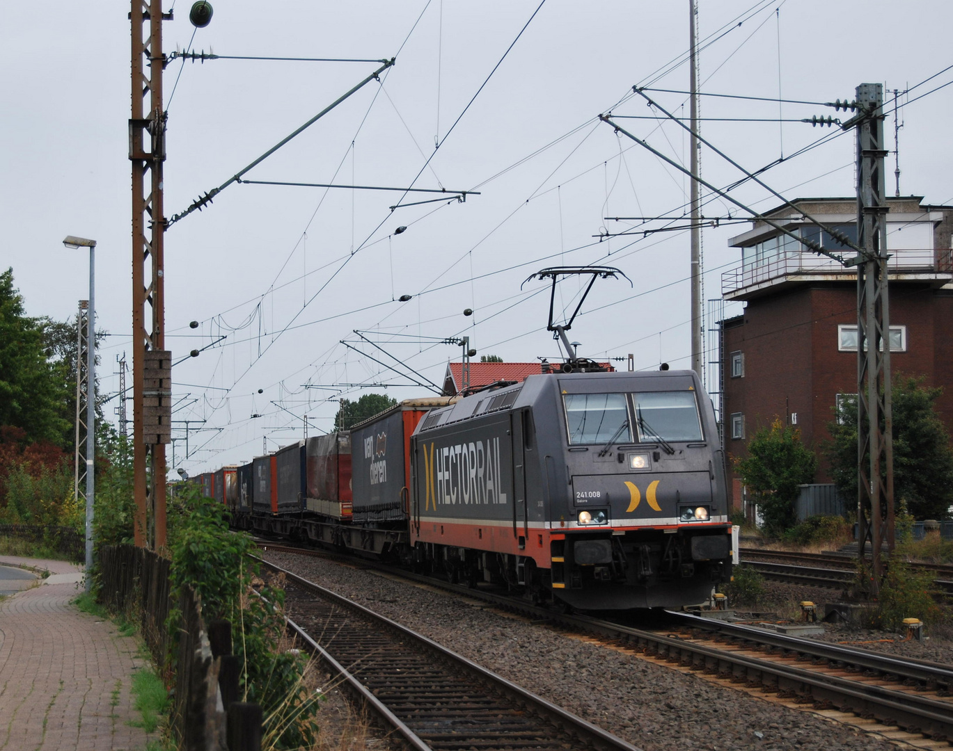 241 008 "Galore" von Hectorrail mit dem KLV nach Wanne Eickel