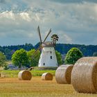 2413T-15T HF Strohballen mit Windmühle Panorama