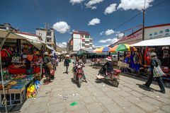 242 - Shigatse (Tibet) - Market