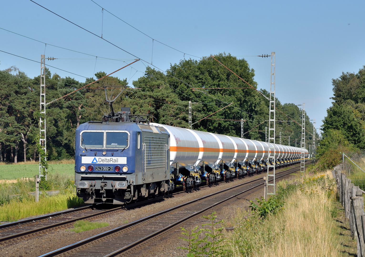 243 069-2 --Delta Rail-- am 05.08.20 in Hamm-Lerche