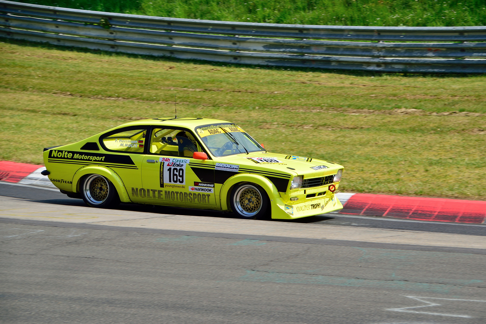 24H-Classic - #169 OPEL Kadett C Coupe 'Nolte Motorsport' 2/3