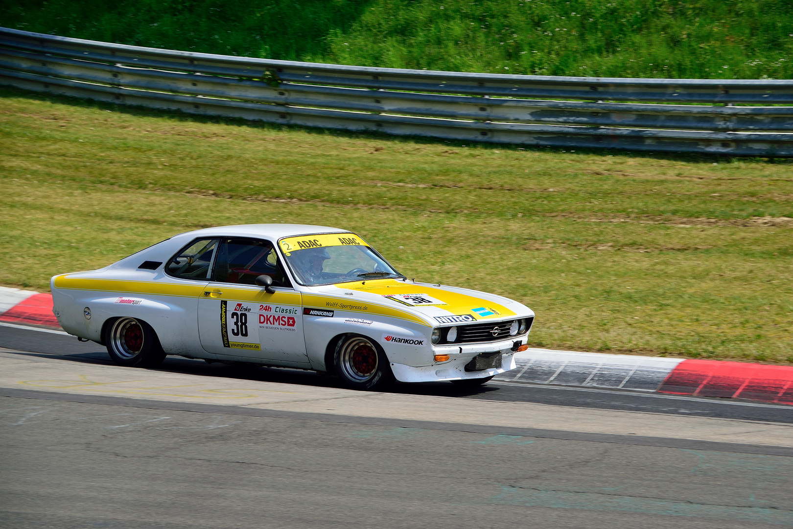 24H-Classic - #38 OPEL Manta A 1/2